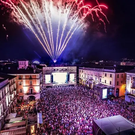 Al Lido By Fewotessin 아파트 *