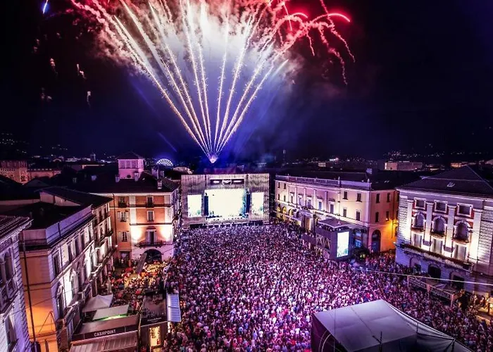 Al Lido By Fewotessin Apartment *